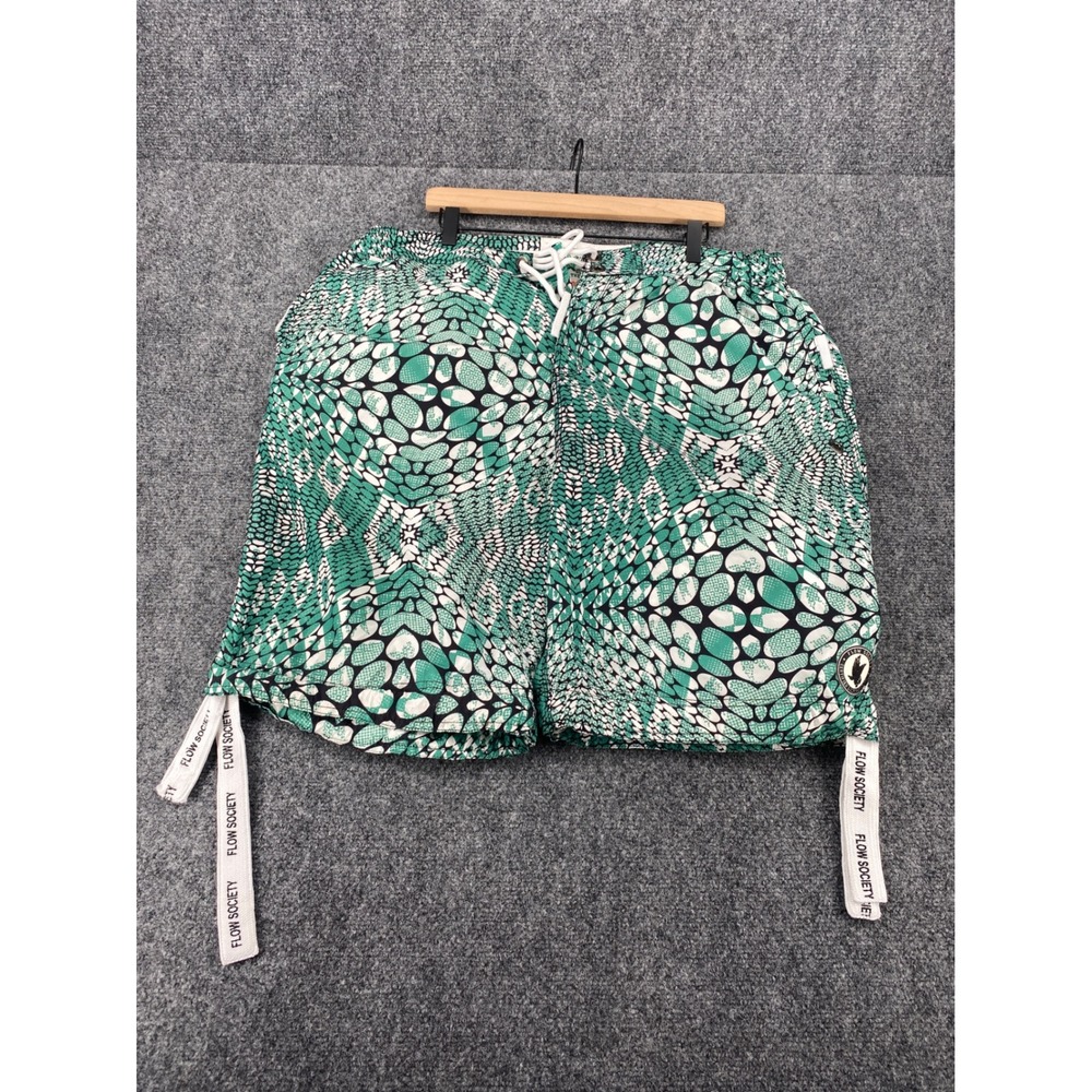Flow Society Lacrosse Board Shorts Mens XL Green Snakeskin Print Athletic Gym